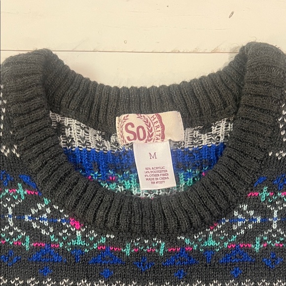 SO Patterned Sweater - Picture 3 of 3